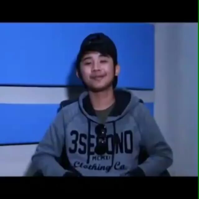 Asalamualaikum slmt mlm dde <a href="/DA3_Rafly/">Muh.Rafly Heriawan</a> mt istrht y dde dri sgala aktvtsny n slmt bbo smg mmpi indah jngn bnyk bgdang jg ksehtnny smg sllu dlm lndngn allah swt Aamiiin...n scces sllu