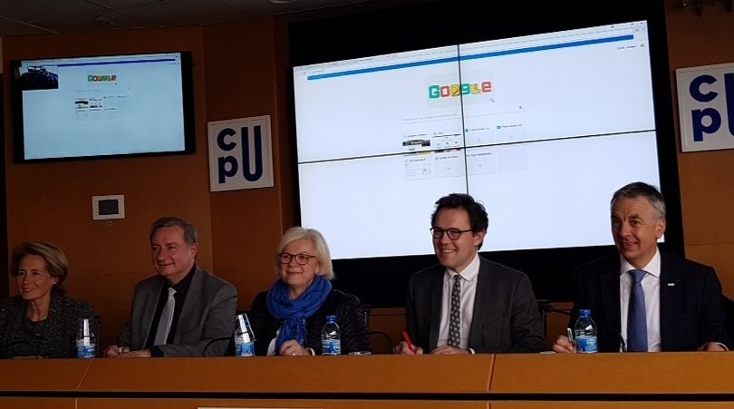 Pour des villes et des universités qui travaillent main dans la main : signature de la convention de partenariat <a href="/cpu/">cpu</a> <a href="/AVUF_officiel/">AVUF</a>  <a href="/France_urbaine/">France urbaine</a> @villes2fr @l_AdCF <a href="/Fnau_urba/">FNAU - Fédération des agences d’urbanisme</a> cc <a href="/BxMetro/">Bordeaux Métropole</a> #campusdanslaville
Avec <a href="/fsztark/">Francois Sztark</a>