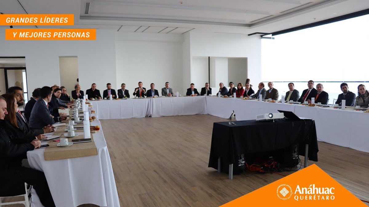AlfredoGobera's tweet photo. Sesión #ConsejoDeDesarrollo @anahuacqro Rector @LuisAlverde ¡Gran Crecimiento en Infraestructura, Academia y Enseñanza; Felicidades! https://t.co/NwBte0xU5z