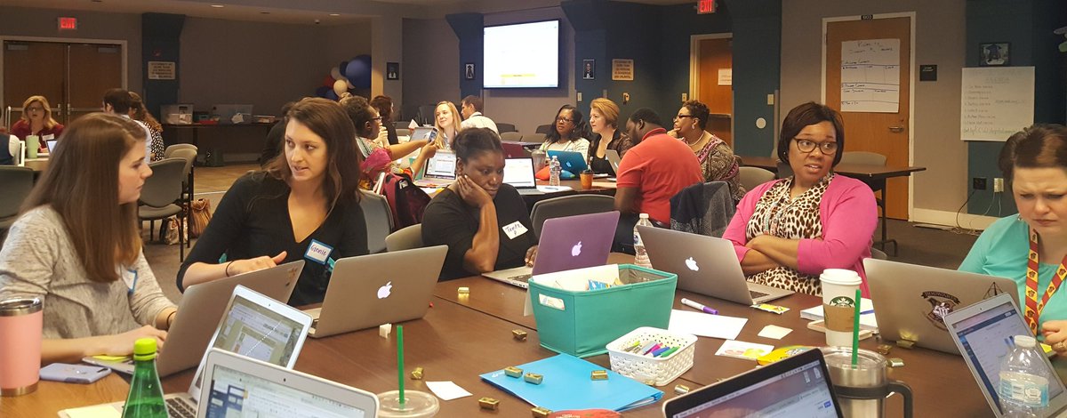 AmyWinstead's tweet photo. Excited to work with @ChicoraEagles PL Team today at Steps to Launch! #PERSONALIZECCSD #transformCCSD @CCSDInnovation @eakeskev @EdElements https://t.co/jUg983sHwG