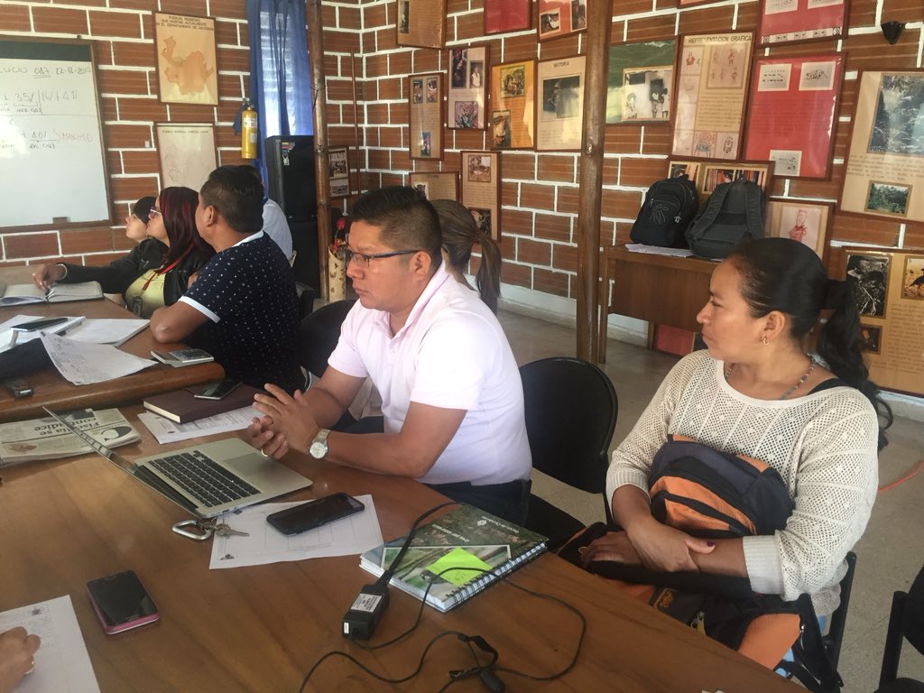 OIA_COLOMBIA's tweet photo. #OIACUENTA | Contribuir a una mejor prestación de los servicios de salud y a una atención diferencial es propósito de @OIA_COLOMBIA #ConsejeríaSaludOIA #GustavoVélez, por ello, con la AIC y la #IPSOIA buscamos contribuir al mejoramiento de la apuesta #SISPI #SISPIOIA en 2018. https://t.co/4LJx1DPvuN