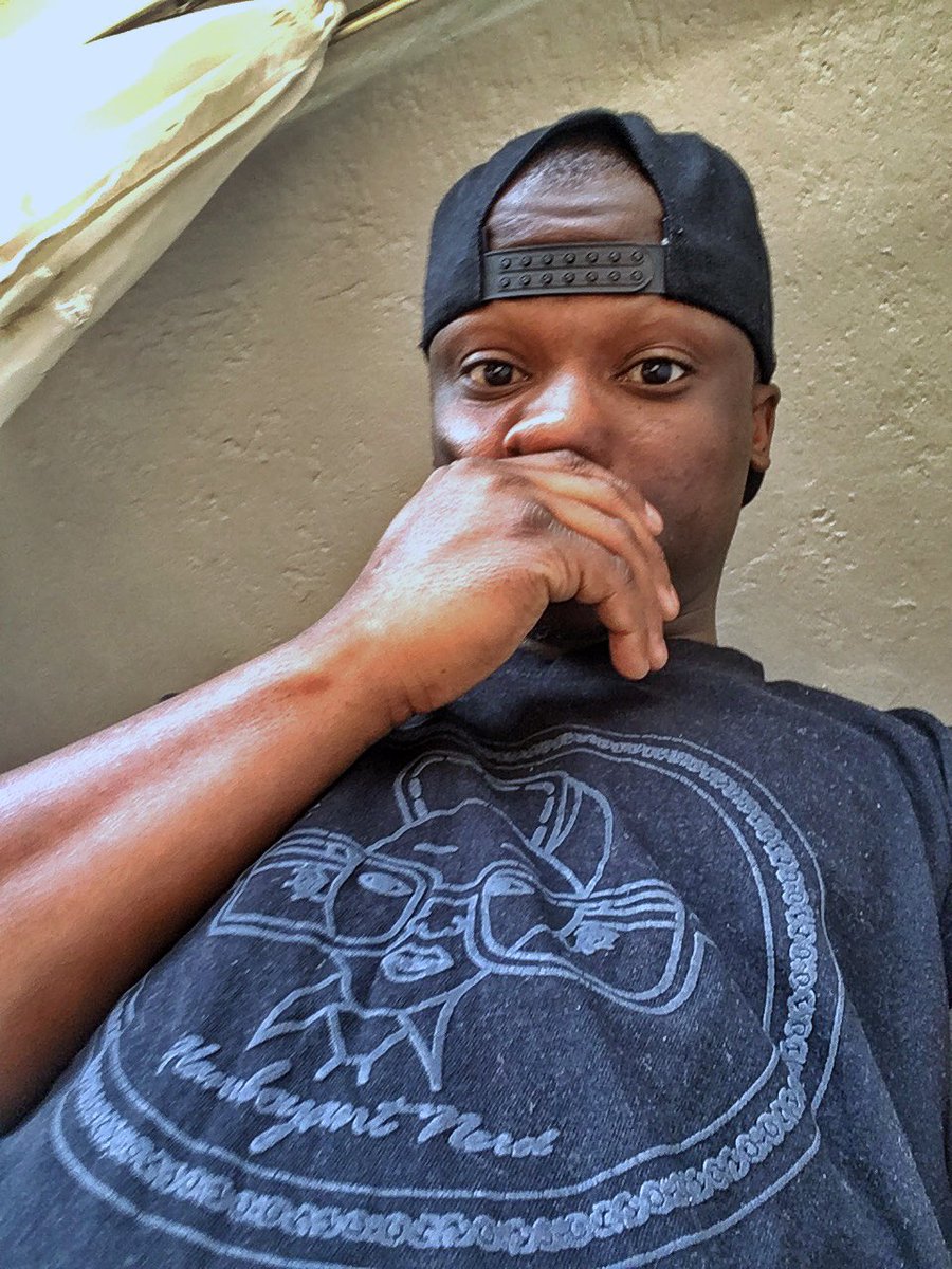 Flamboyant_Nerd's tweet image. 😎 #Nerdified