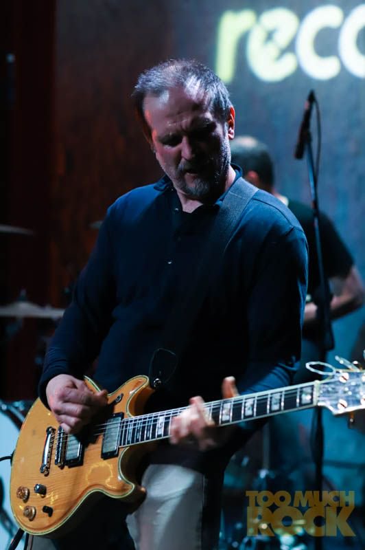 sidmuchrock's tweet photo. The @recordBar was hit with wave after wave of volume as #ALightWithin #GiantsChair & #Sundiver pummeled the audience with guitars. My photos and video of the bands are at https://t.co/qQEVtuilyG https://t.co/HDIBS6OEfH