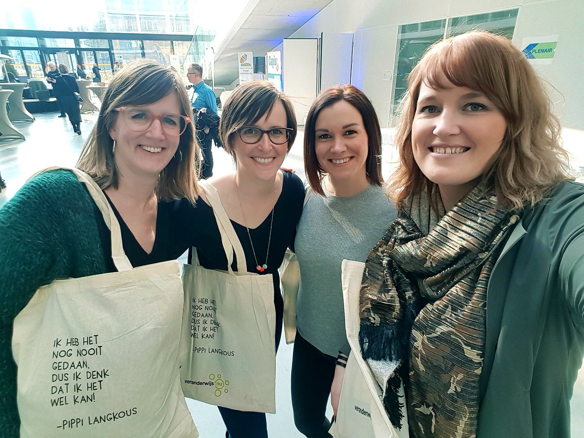 Een dagje omringd door innovatieve voorbeelden op het EduNext Leerfestival in Brussel! Volgende afspraak op 6 maart in Hasselt: onze inspiratienamiddag 'energie voor leren'. Allen welkom! ucll.be/activiteiten/i…) #ELF18 #Edunext2018 @ucleuvenlimburg <a href="/EduNextvzw/">EduNext</a>