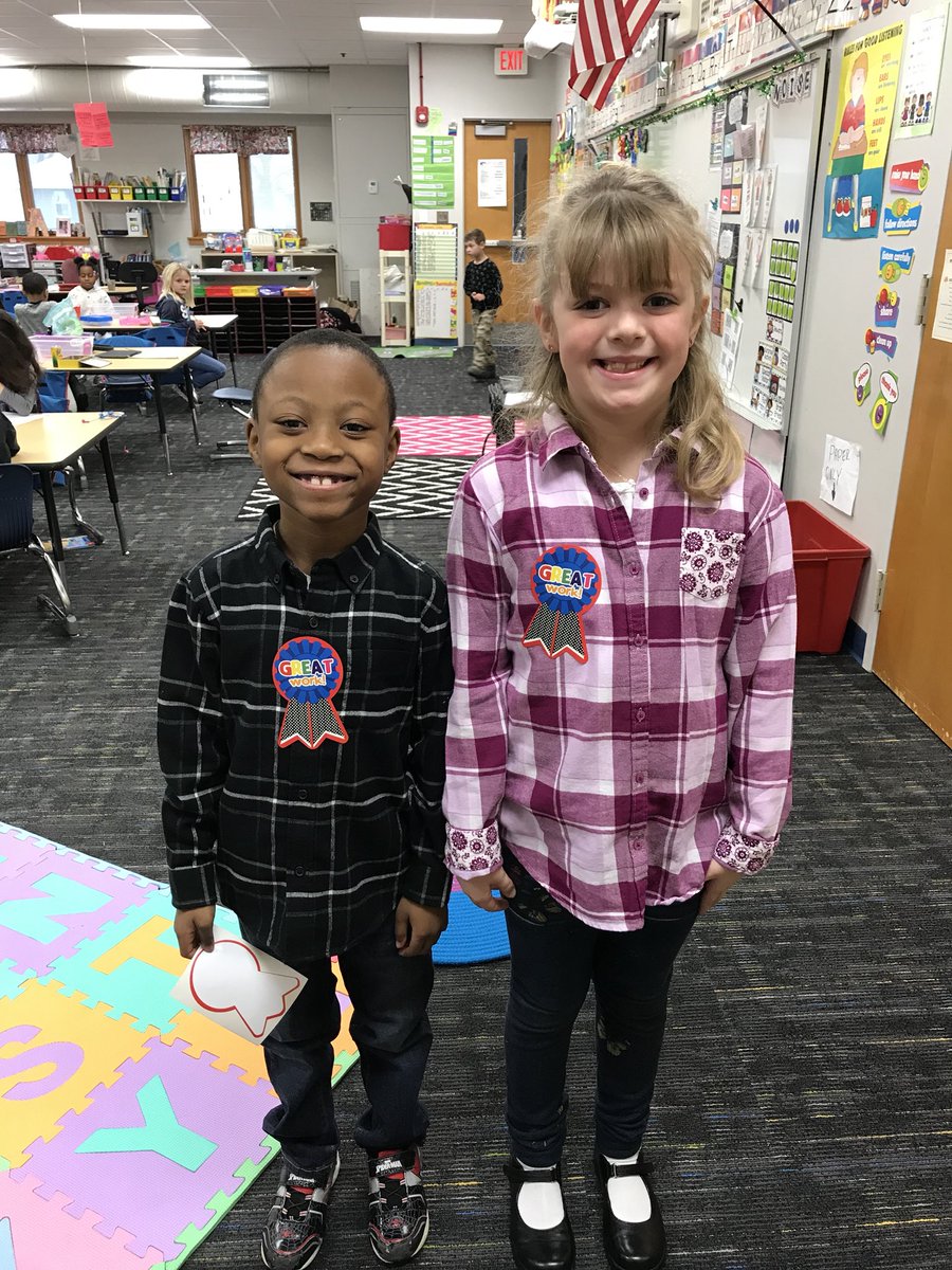 MrsLuceWNES's tweet photo. Holy cow! These two kinders just passed ALL of their sight words for the whole YEAR! That’s 88 words 😱 https://t.co/x8LMu9egR2
