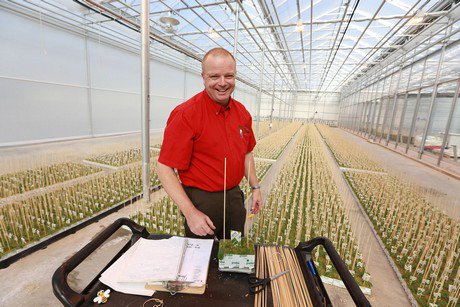 Ontario’s fruit and vegetable growers re-elect Chair, Vice Chair @OntFruitVeg hortidaily.com/article/41308/… https://t.co/LnzrTVFDl2