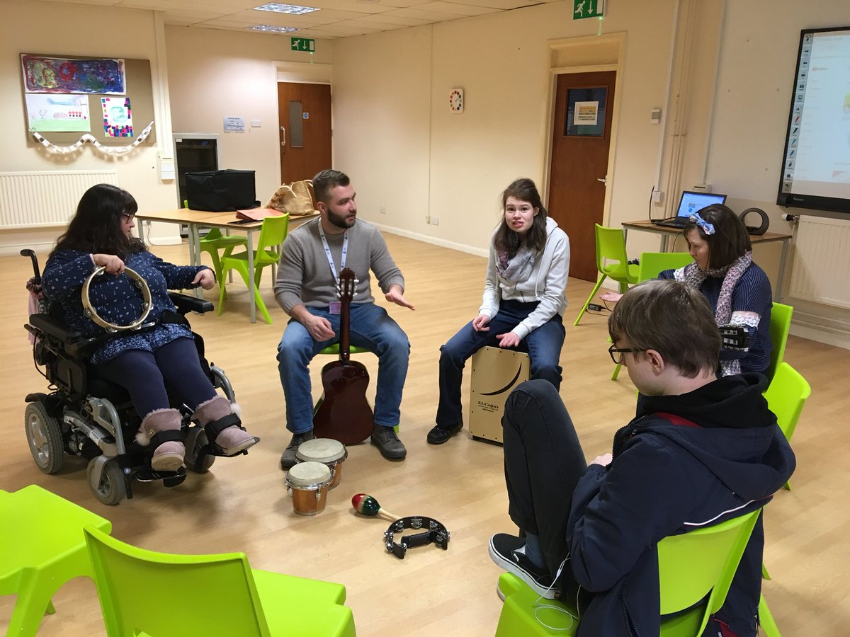 Gergo_YMCA's tweet photo. Thank you @ShineCymru for having @YMCASwansea in to deliver a #musicwellbeing session this afternoon @WCVA_AIF @WCVAfunding https://t.co/LOO6GKou4z