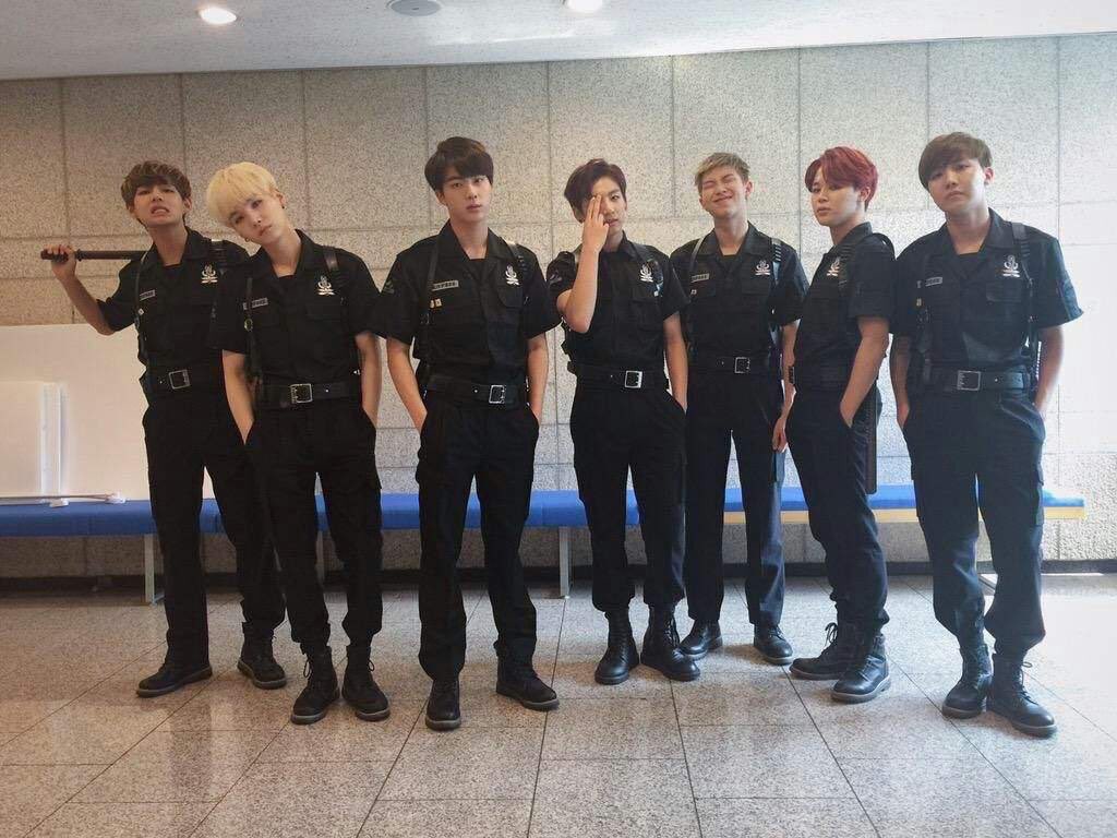 bts__sojun's tweet photo. お友達探し中...

05(04)line

ナムジャ🚹

ぐくぺん

鬼絡み希望✨

#armyさんと猛烈に絡みたいのでRTしてくれた方フォローします 
#ARMYさんと繋がりたい https://t.co/k1WOr5ybmp