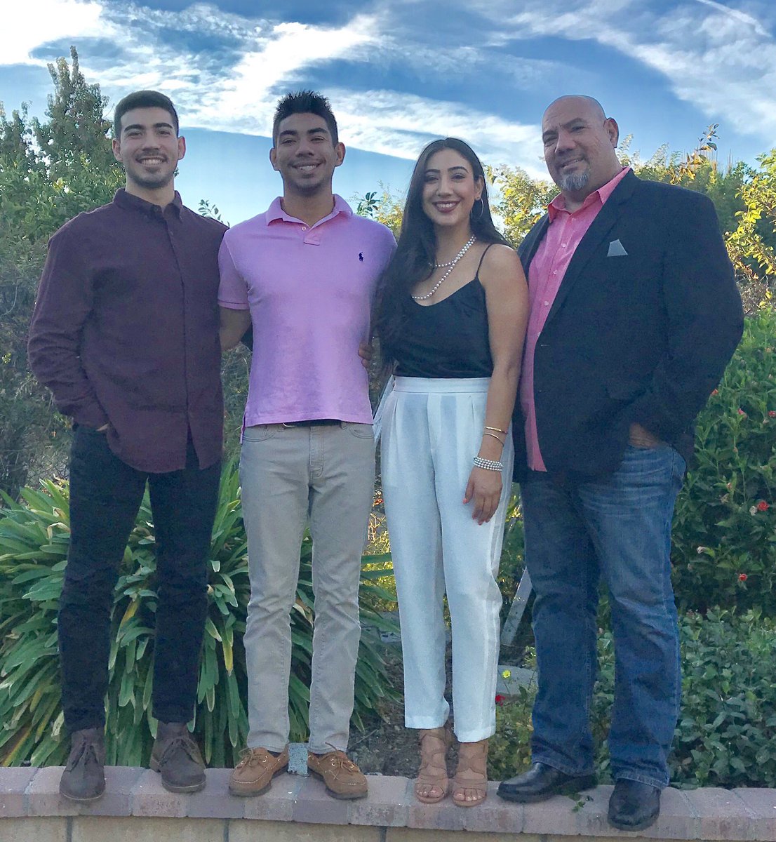 FamousEdJr's tweet image. #tribeof4