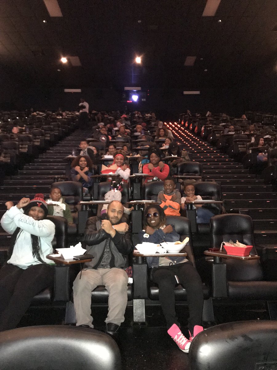 TheMadame_C's tweet photo. Enjoyed my first President’s Day with kids from across the DFW Metroplex‼️ Special thanks to Pylon 7on7 for the invitation.. Stay tuned on Upcoming Events Visit: https://t.co/jV5U3qXISm #MCT #FeedtheStreetz #DallasHelpingDallas #BlackPanther #365Black https://t.co/1TXxNOFWJk