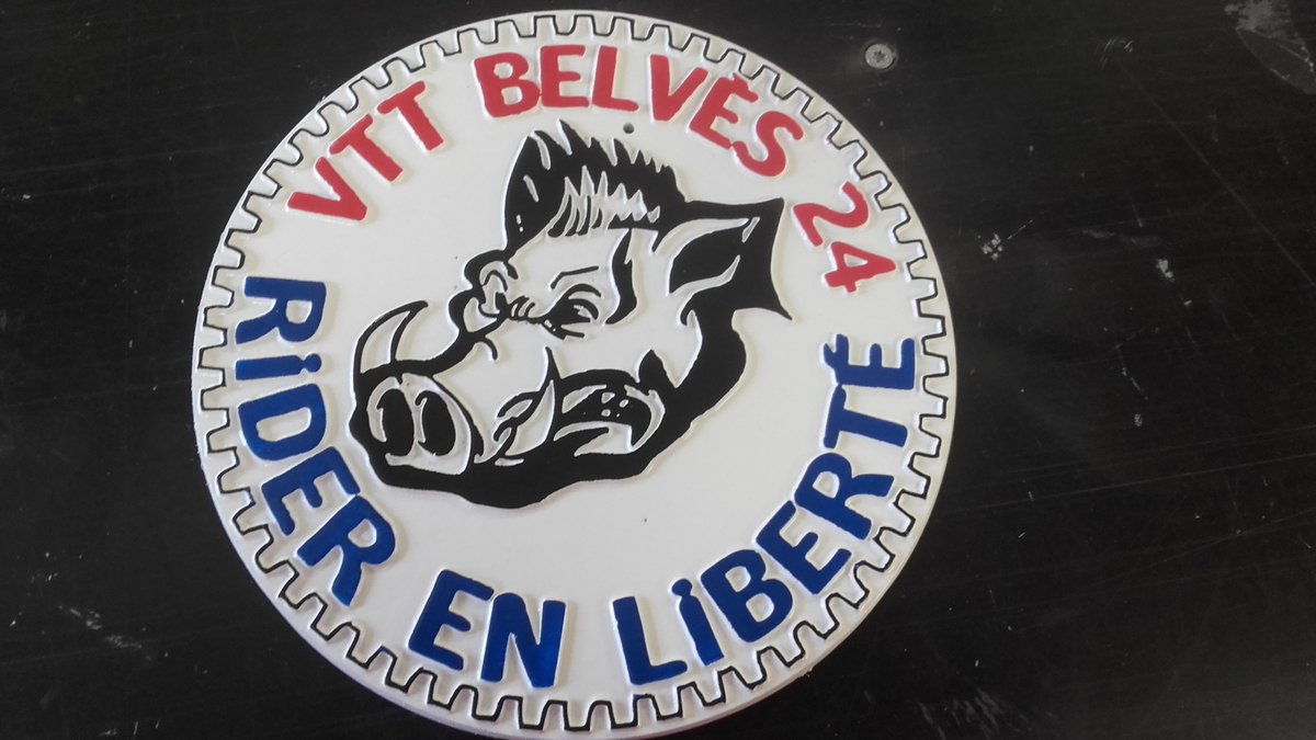 DoutreFonchima's tweet photo. La coulée du jour: Départ de plaques pour VTT BELVES 24 !!! Beau sanglier😃 https://t.co/hpTi9KcUOP