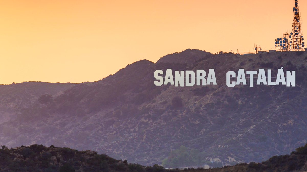 FilmSymphony's tweet photo. ¡Ya tenemos ganadora del sorteo de un viaje a Hollywood para dos personas! 👏👏👏👏 ¡¡Enhorabuena Sandra Catalán!! ✈ Desde Alicante a la meca del cine gracias al #FSOTour2017... ¡A disfrutar! https://t.co/KDrSMwuQtA