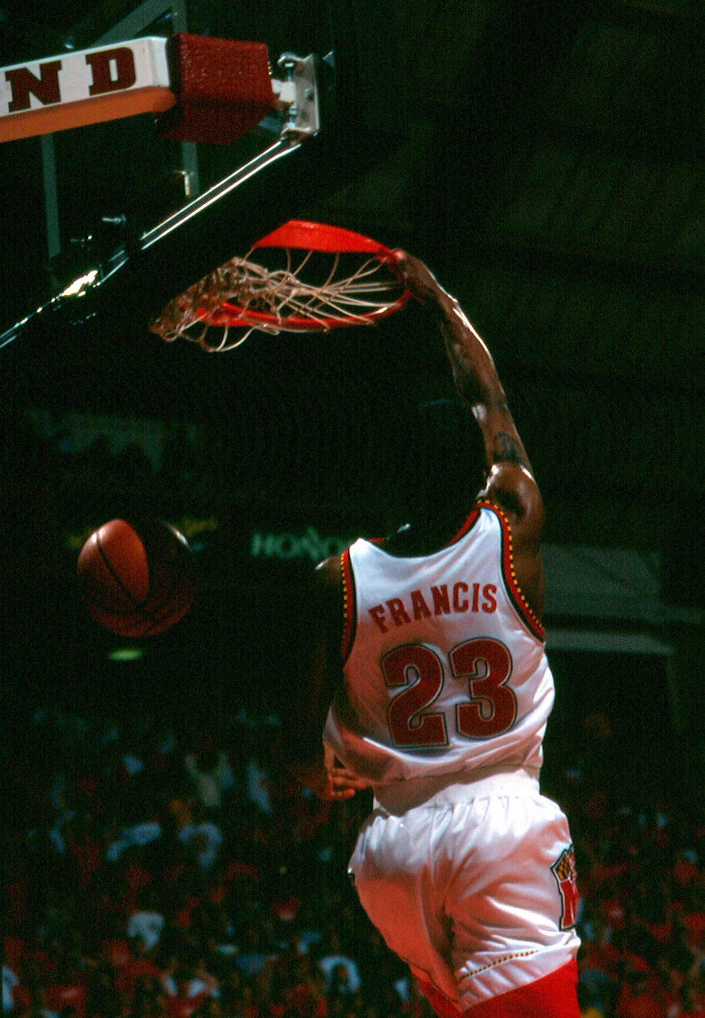 Happy Birthday to former Terp Steve Francis!   