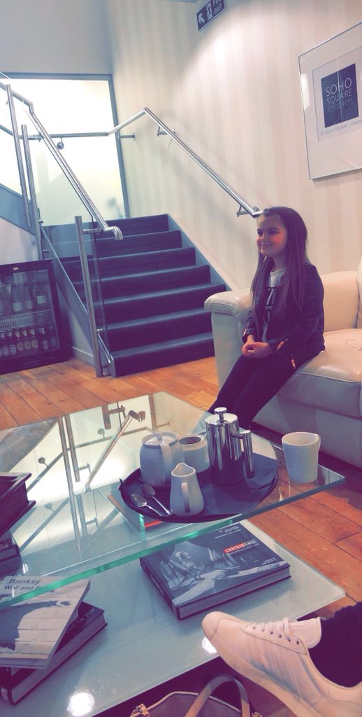 peytonjowers's tweet photo. Studio recording ! https://t.co/cXbHjYnFjT