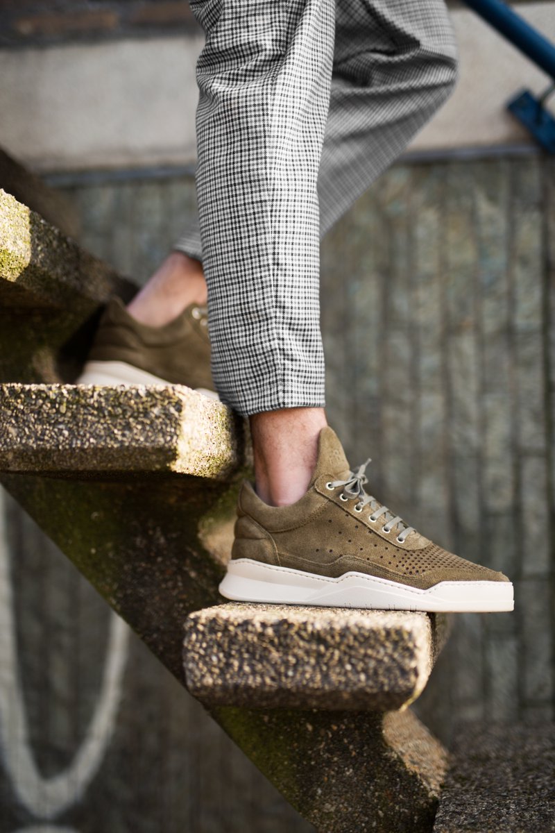 filling pieces low top ghost grey