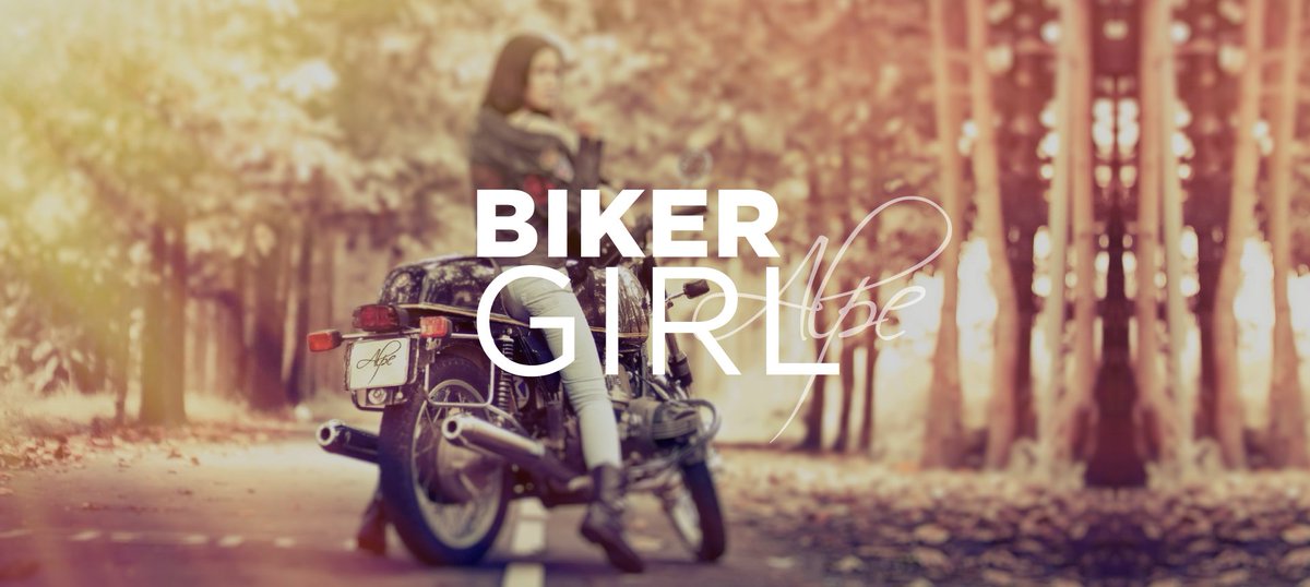 AlpeWomanShoes's tweet image. Nos encantan las botas #custom. ¿Que os parecen?