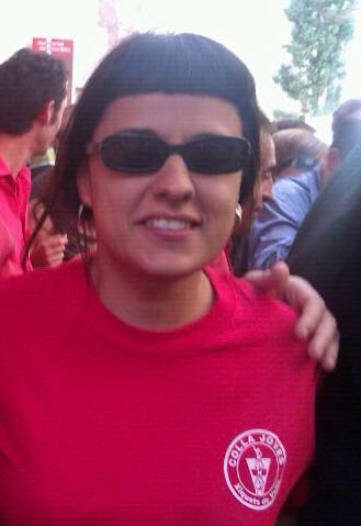 "Potser un altre en les meves circumstàncies ja hagués canviat de samarreta. Però jo q m'hi trobe molt bé amb ella, pq abriga, me l'estime, i li pregue q no se me faça vella." OM
Fem pinya amb <a href="/AnnaGaSabate/">Anna Gabriel Sabaté</a> i amb tots els q com ella defensen la #llibertat del nostre poble!