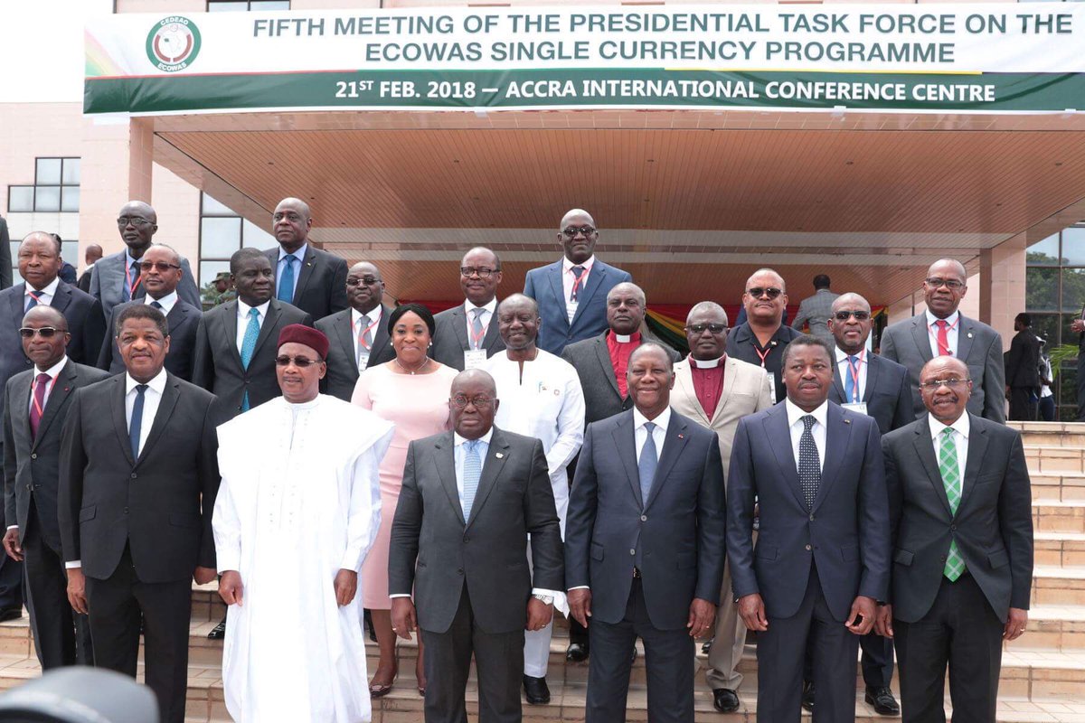 AOuattara_PRCI's tweet image. J’ai pris part, dans la matinée de ce mercredi 21 février 2018, à Accra (Ghana), à la cérémonie d&apos;ouverture de la cinquième réunion de la Task force Présidentielle sur le programme de la monnaie unique de la #CEDEAO.