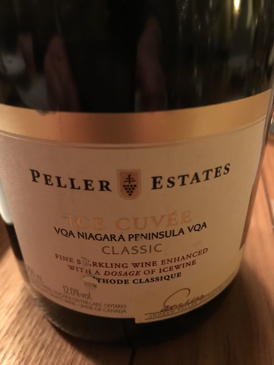 We had a fantastic wine tasting of Canadian wines hosted by @travelslowuk last night. This was the stand out wine for me, from Peller Estates in Niagara, Ontario - a sparkling Chardonnay Pinot Noir with Vidal icewine added at the end. Off dry and gorgeous. #wine #icewine