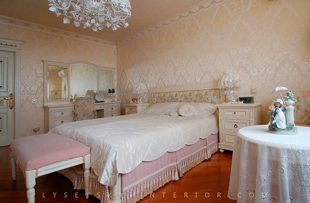 LysetskyInfo's tweet photo. Pastels are always out of time... Refined interior of the luxury bedroom by Lysetsky Interior
#interior #bedroom #bedroominterior #design #luxury #luxuryhome #homeideas #luxurydesign #interiordesign #decor #homedecor #pastels  #moderndesign #yourmodernhome #lysetskyinterior https://t.co/ILkMYMWNry