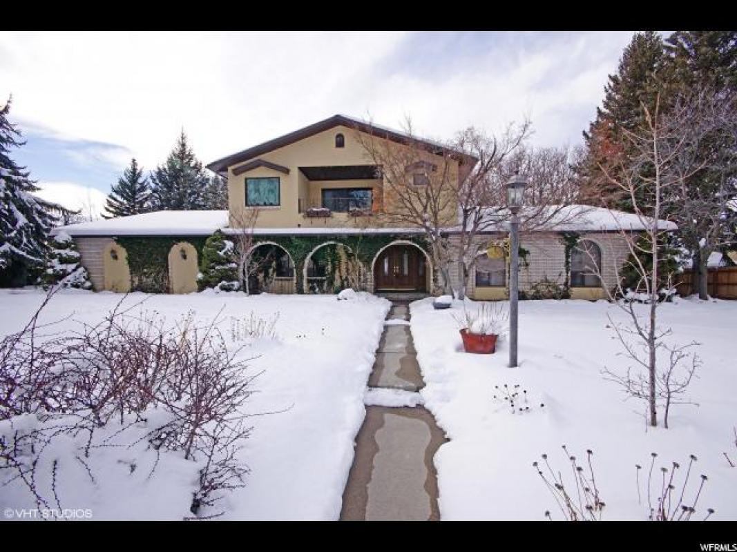 cdeanstokes's tweet image. The long house hunt is finally over. Contact me now for a showing! #homesforsale  cpix.me/l/40572501