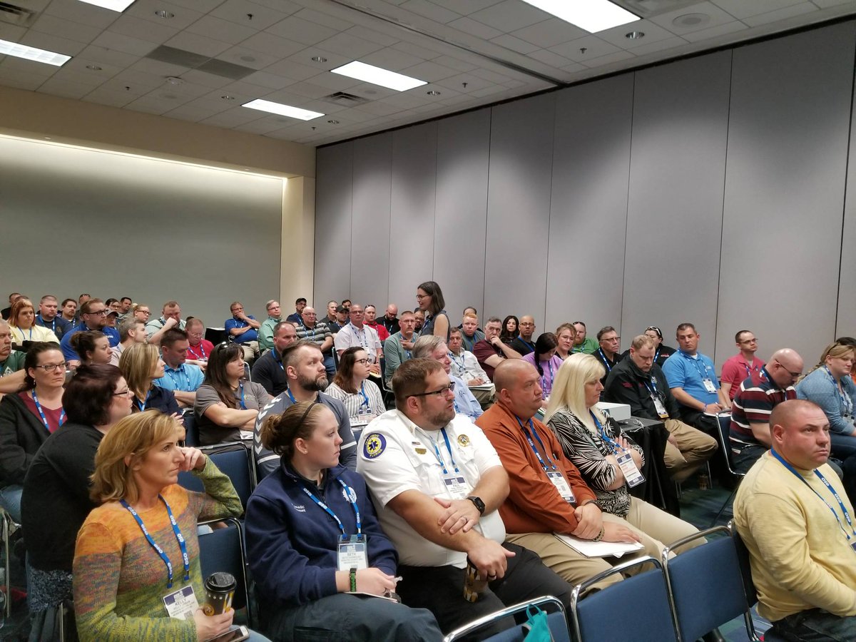 ottpeersupport's tweet image. Congratulations to Lorraine and Marc-Antoine who presented our great peer support initiatives at #EMSToday in Charlotte, NC.

Félicitations à Lorraine et Marc-Antoine qui ont présenté nos initiatives en santé mentale lors de #EMSToday à Charlotte, en Caroline du Nord.