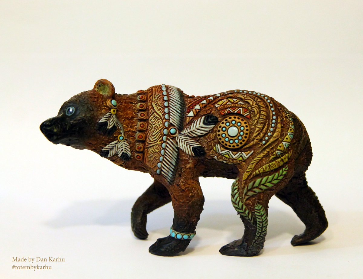 DanKarhu's tweet photo. My new Bear Totem on @Etsy: https://t.co/1av8l8NXea
#totembykarhu #totem #bears #etsy #sculpture #shamanic #скульптура https://t.co/waWP4VHtlU