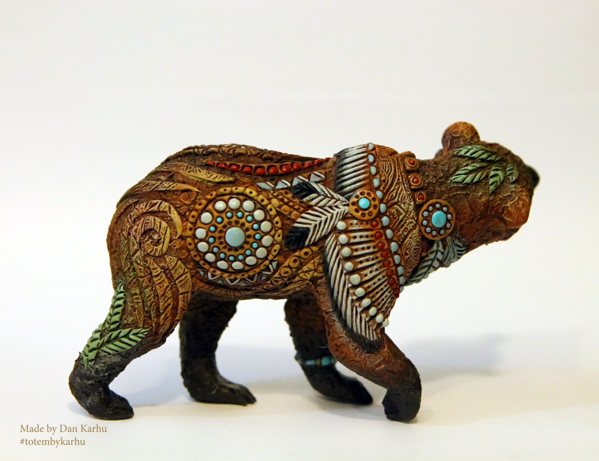 DanKarhu's tweet photo. My new Bear Totem on @Etsy: https://t.co/1av8l8NXea
#totembykarhu #totem #bears #etsy #sculpture #shamanic #скульптура https://t.co/waWP4VHtlU