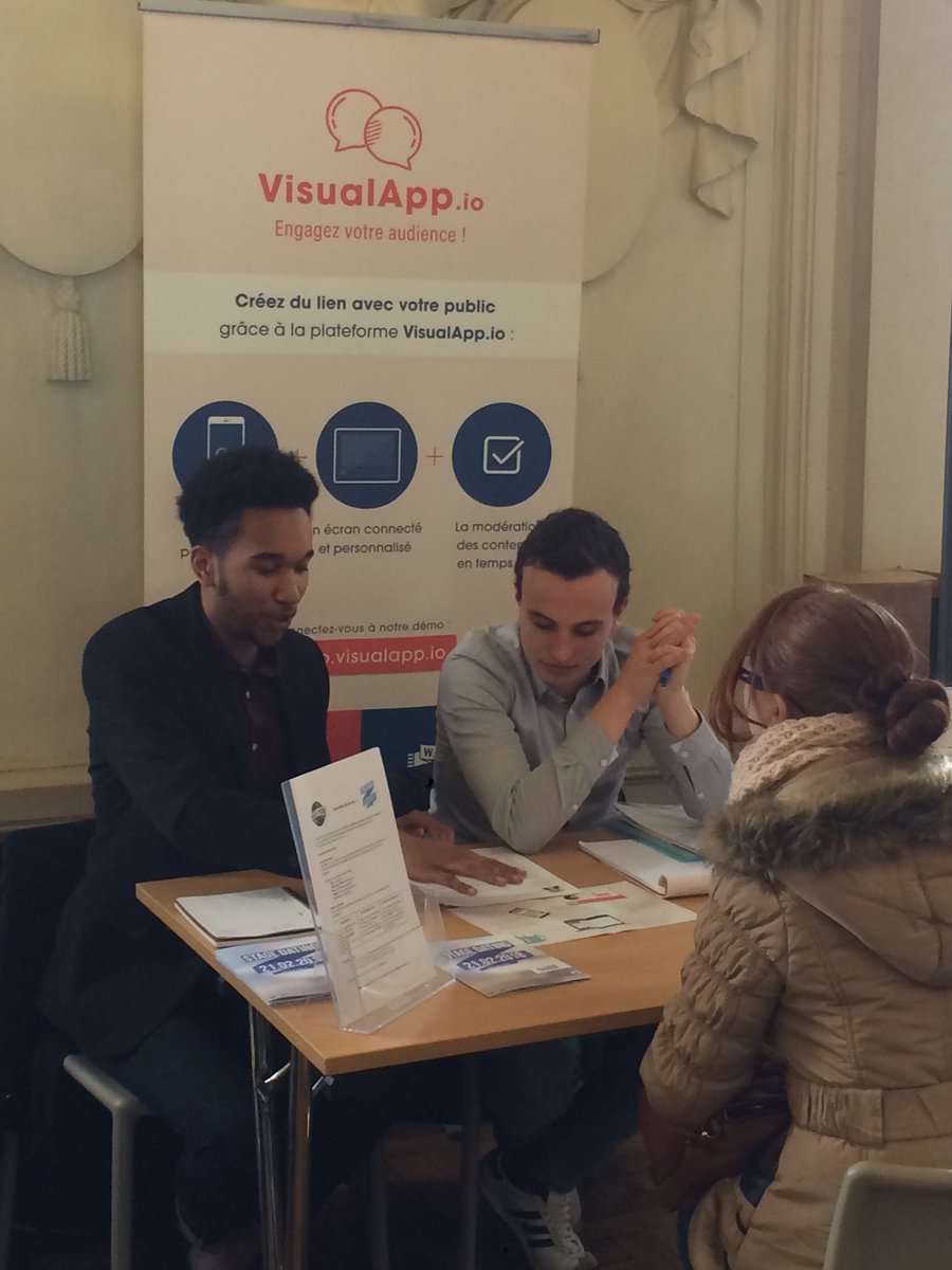 BlackMoonLab's tweet image. 🌑 @BlackMoonLab était sur tous les terrains aujourd’hui! 
📄 En mode recrutement à l’Hôtel de ville de Reims avec Victor et Alexis (+ de 100 entretiens) !
🖥 Sur le terrain avec @VisualAppIo et notre partenaire Videlio Lille (nouveauté avec le nuage de mots clickable) !