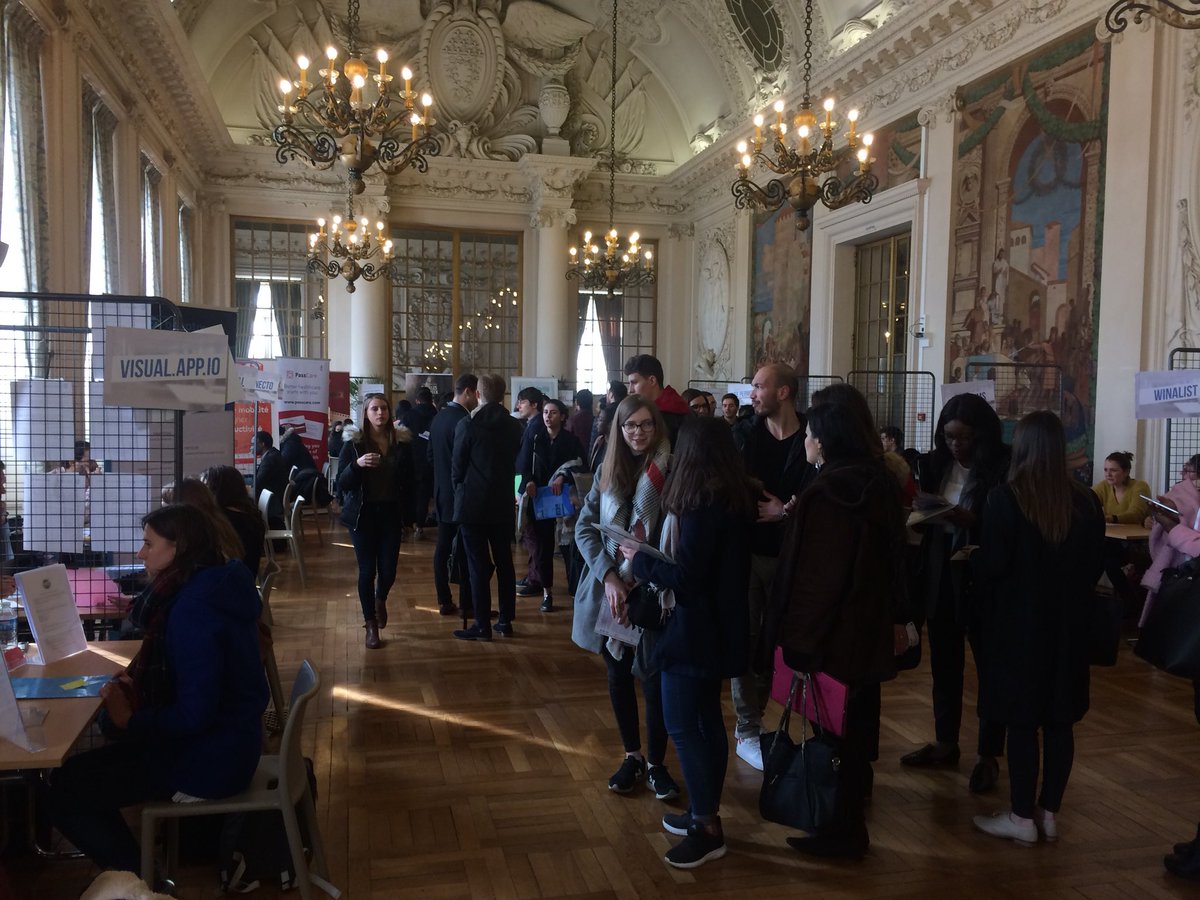 BlackMoonLab's tweet image. 🌑 @BlackMoonLab était sur tous les terrains aujourd’hui! 
📄 En mode recrutement à l’Hôtel de ville de Reims avec Victor et Alexis (+ de 100 entretiens) !
🖥 Sur le terrain avec @VisualAppIo et notre partenaire Videlio Lille (nouveauté avec le nuage de mots clickable) !