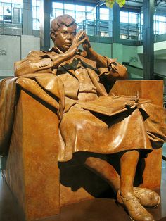 Happy Birthday Barbara Jordan!
Sculpture by Bruce Wolfe 