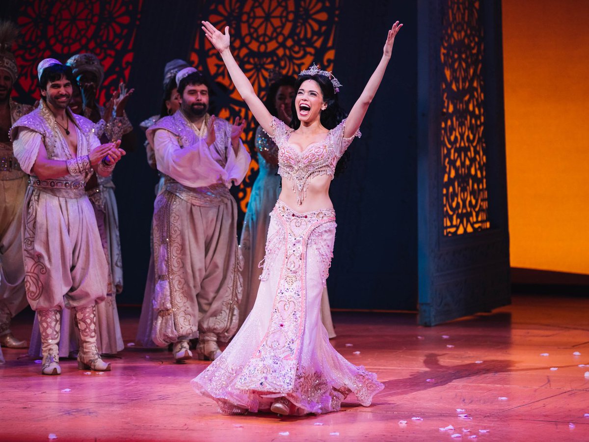 Photos! <a href="/ArielleJacobs/">Arielle Jacobs</a> takes her first bow in <a href="/Aladdin/">Aladdin the Musical</a> on Broadway: bit.ly/2EGKJgx