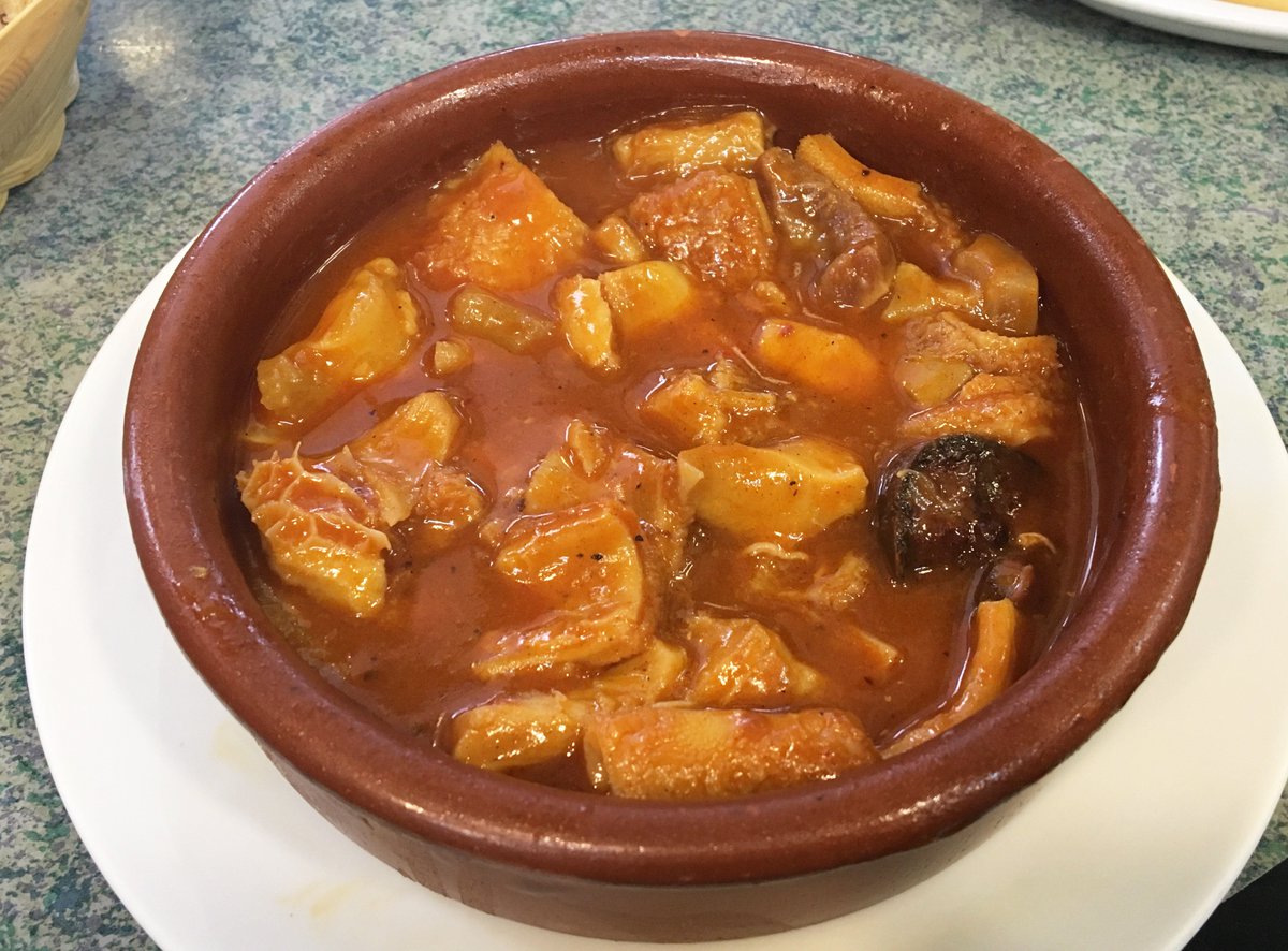 RCocinillas's tweet photo. ¿Conoces el tradicional #BarAlonso de #Madrid? Si eres de la capital o vas a venir de visita, ¡no te lo puedes perder! https://t.co/898RF1yWEf https://t.co/diwSvN7P7f