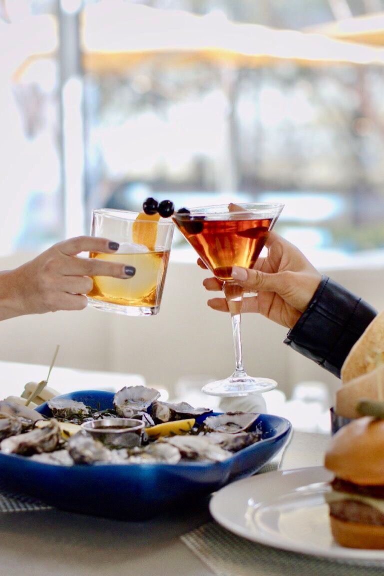 andironsteak's tweet photo. Who could use a little mid-week happy hour? Join us tonight for $1 oysters, specialty cocktails and ½ off wines by the glass. Doors open at 4pm. #andironsteak https://t.co/pTooC8MrGs