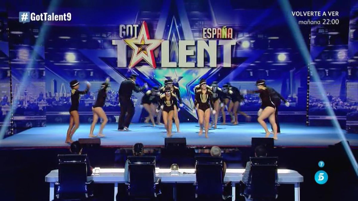 GotTalentES's tweet photo. #GotTalent9 ¡Tributazo a Michael Jackson! ¿Se merecen vuestro pase? 👌 https://t.co/fenrUL3cxH https://t.co/0fKG1pudzR