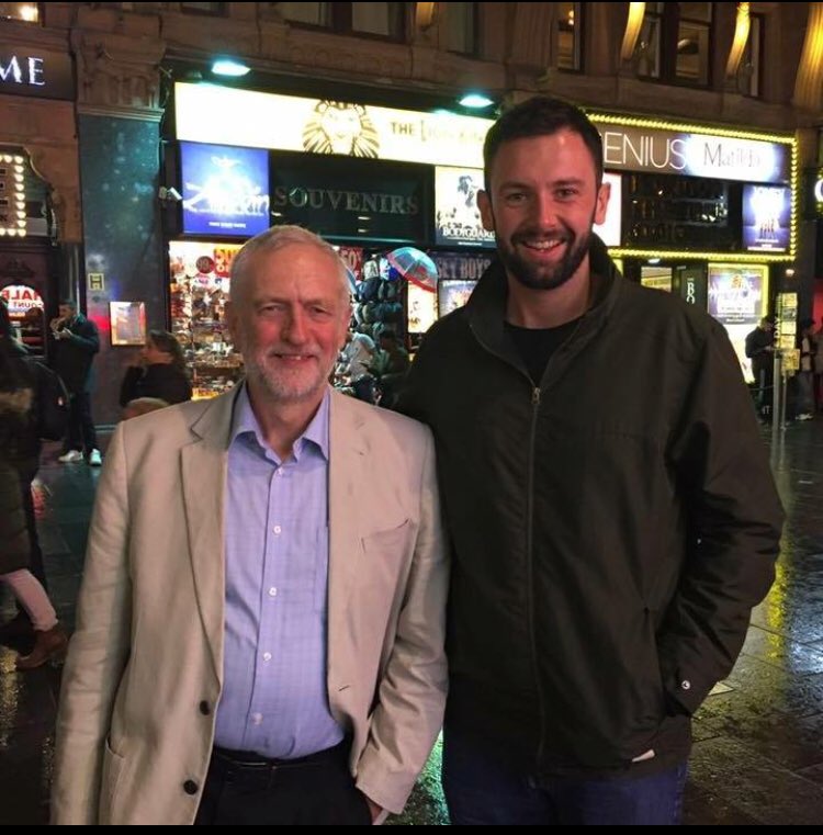 GR11FFO's tweet photo. #NewProfilePic @jeremycorbyn 

#ChangeIsComing https://t.co/axsbxIJvg8