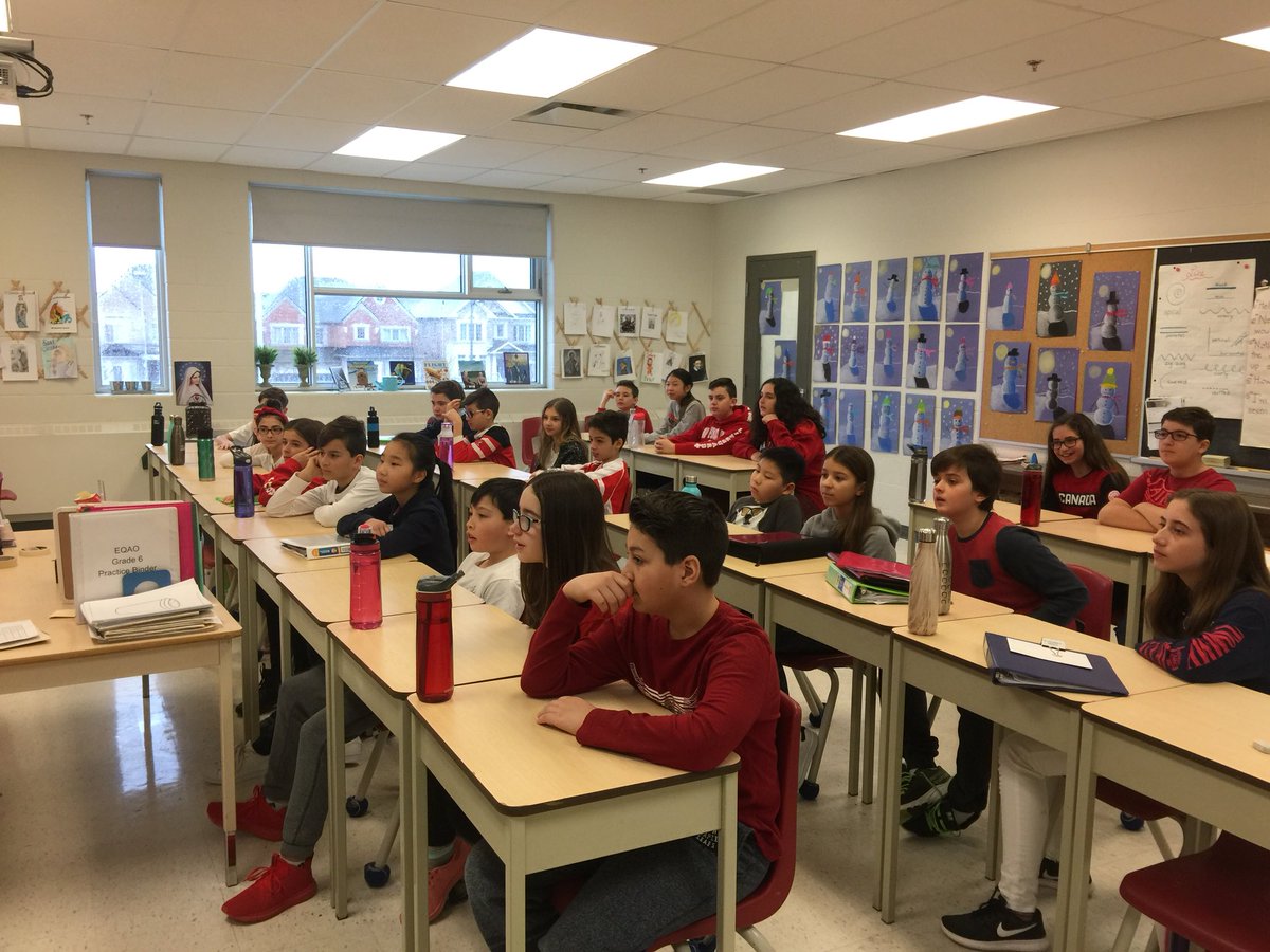 MrsColangelo's tweet photo. Carnaval festivities are in full swing! #redandwhiteday #bingo #doordecorating @FFMcGinnCES https://t.co/MMvrubQV4j