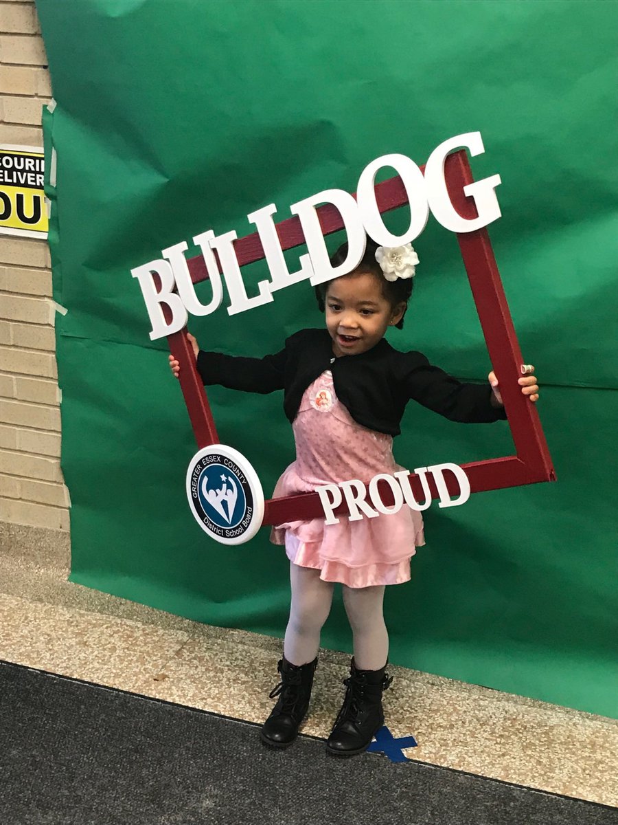 MrsTDugan's tweet image. Welcome to @mdbennie @MDBennieBulldog Kindergarten! @gecdsbpro #technologyforlearning #technologyforfun