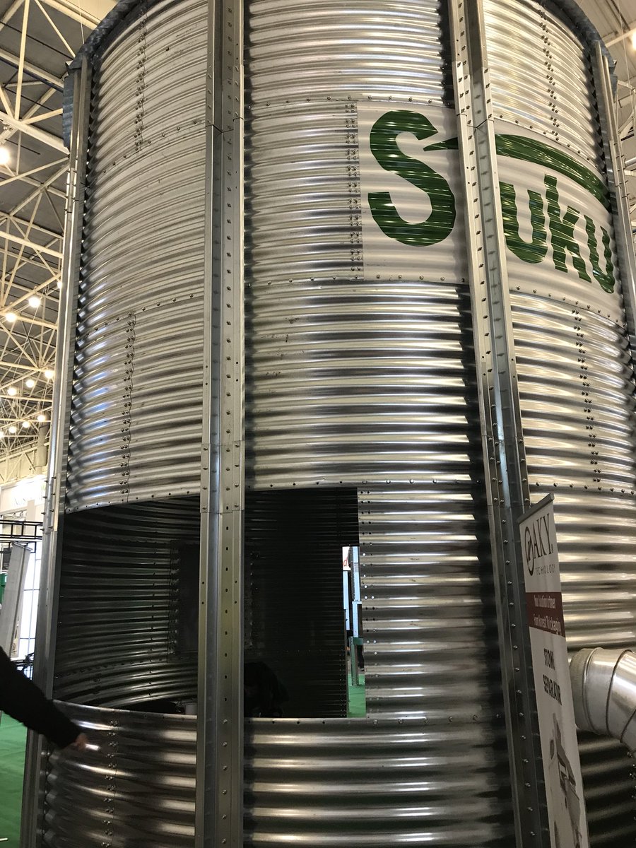 MillingandGrain's tweet image. Sukup exhibit at #GrainTech Kiev 2018nwith a full-scale size steel silo