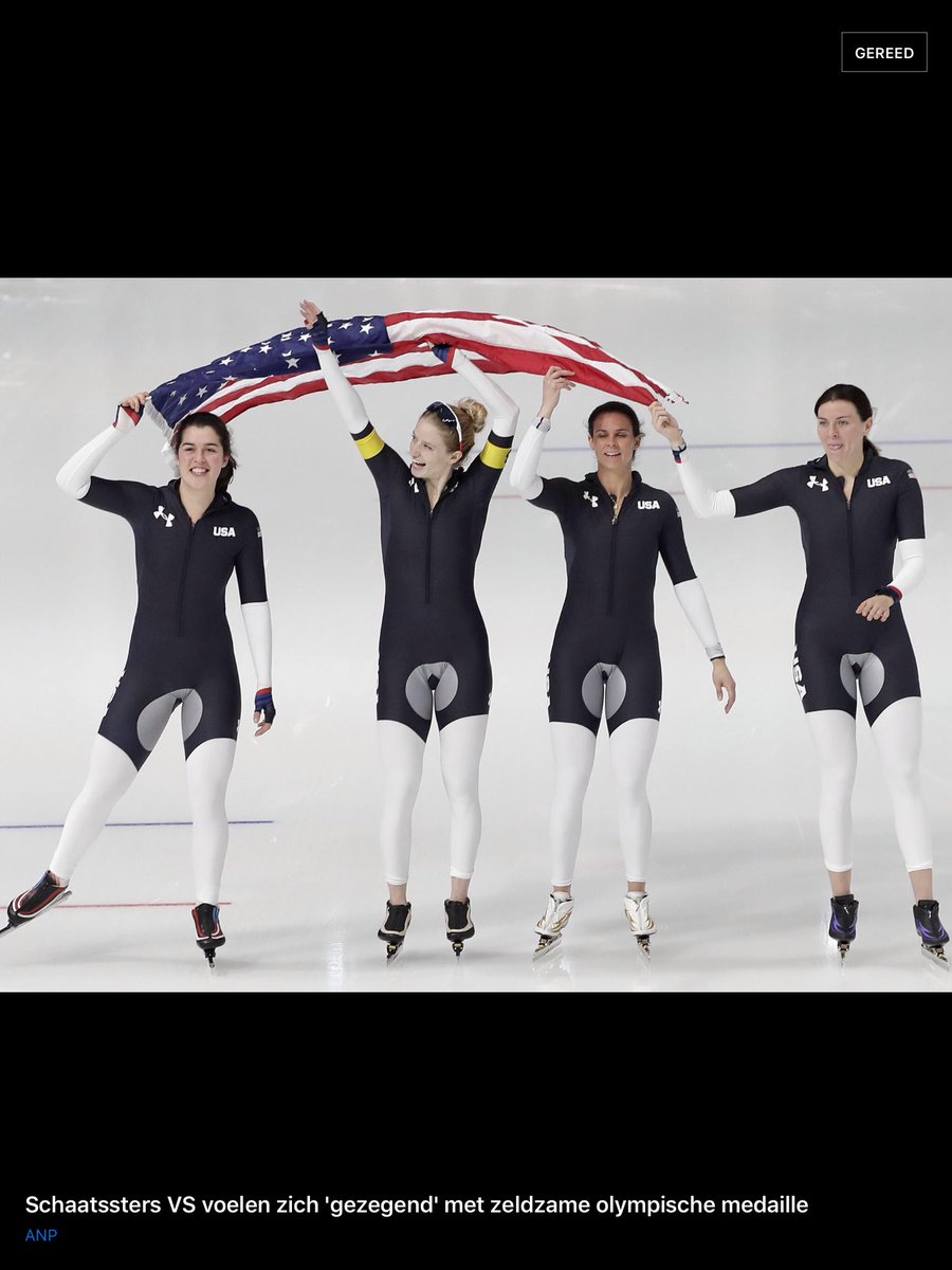 patrickfleming7's tweet image. Bijzondere accenten op de schaatspakken van de va schaats dames #olympischespelen2018