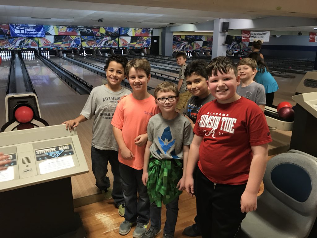 pagejay002's tweet photo. 3rd Grade fun at the Reading Celebration today at Cullman Bowling Center. #westway https://t.co/pbuQbRgF6m