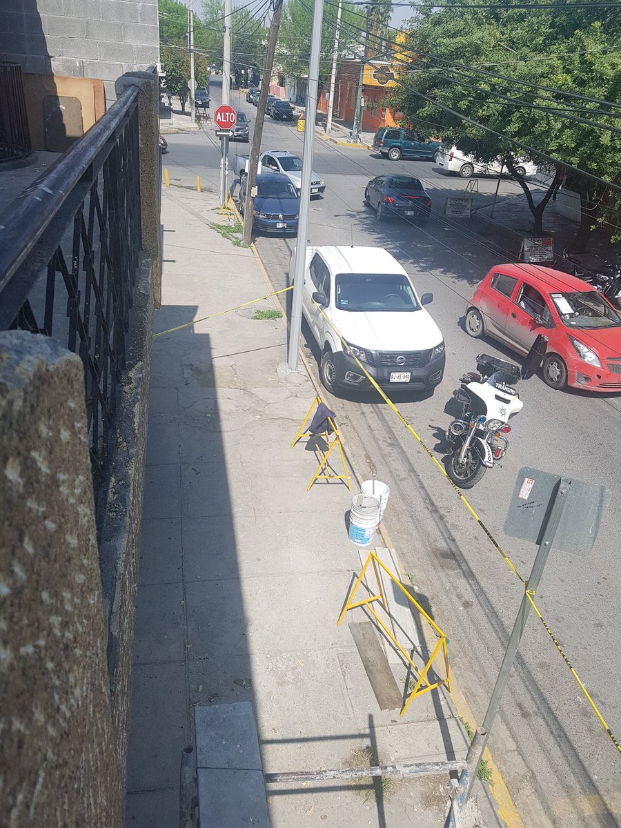 RqMauricio's tweet photo. Hace falta una brigada en la xona centro y la obrera...@PoderAG_MTY https://t.co/Vmlag7AblK