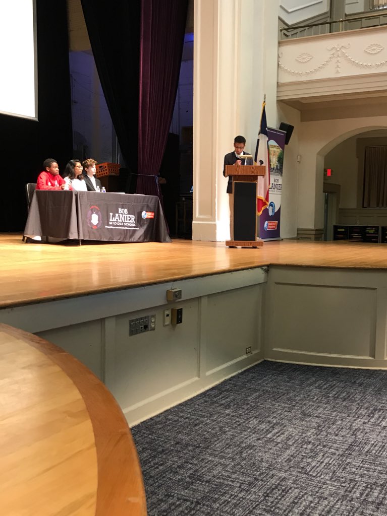 PurplePups's tweet image. Simon Henry- One Size Doesn’t Fit All: Why High-stakes testing is falling ALL our students #wewanttolearning #lesstesting @HoustonISD