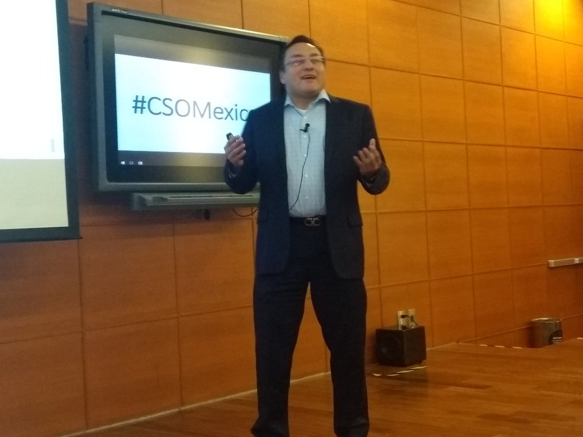 CIOMexico's tweet photo. La #seguridad de la #nube pasa de ser 11 por ciento del mercado total de TI  a 13 por ciento en México, dijo Jorge Gómez, Director de Soluciones Empresariales de @IDC, en el #CSOMexico 
#TransformacionDigital #ciberseguridad https://t.co/ny3WgYnM3A