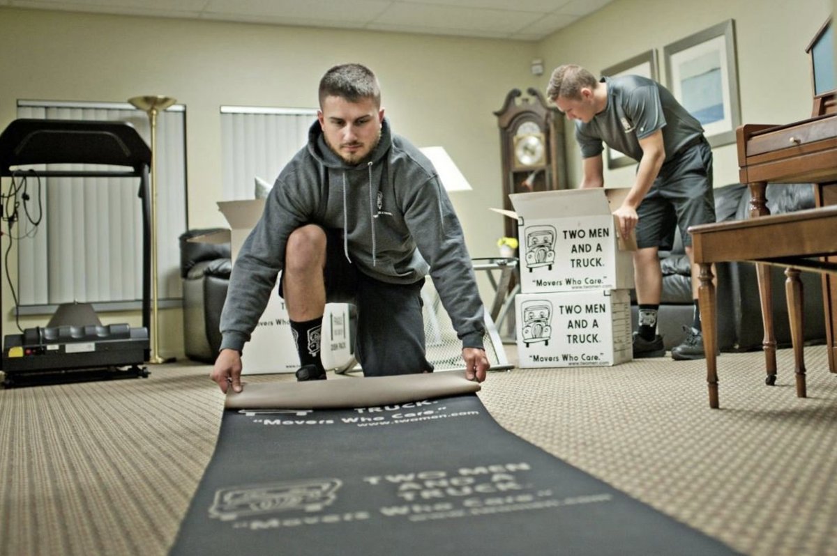 TMTRichmond's tweet photo. #TwoMenandaTruck are the Movers Who Care! We have specially designed floor-runners to protect your carpet or hardwood floors at your new home-sweet-home on move day. #moverswhocare #moving https://t.co/Yeir9dVy1D