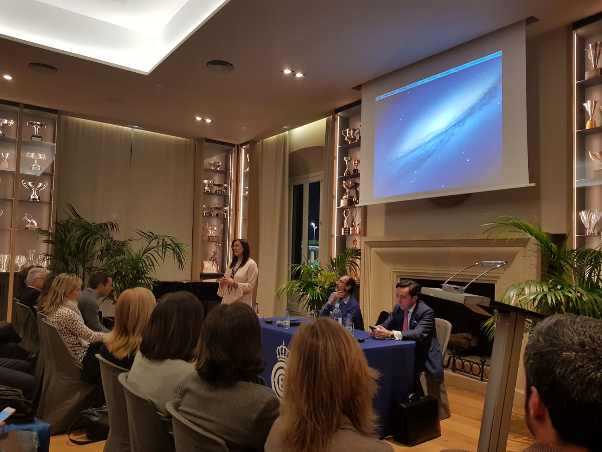Interimspain's tweet photo. .@MLuzMarFer comparte con nosotros su experiencia como mujer directiva e interim manager. #TalentoInterim #interimmanagement https://t.co/pWmLIwg2jM