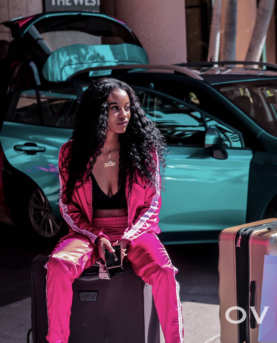 daaamnKAy's tweet image. see the plot. ™