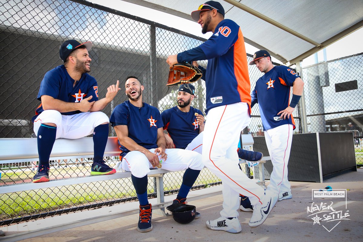 Altuve practicing his standup routine. #AstrosST https://t.co/F01WsKQ6pf