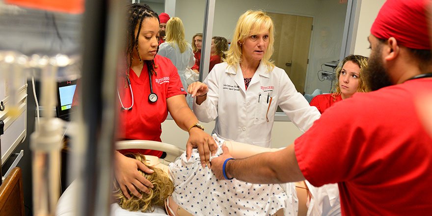 Our Bachelor of Science in Nursing program will immerse you in the art and science of #nursing. bit.ly/2we5MUc