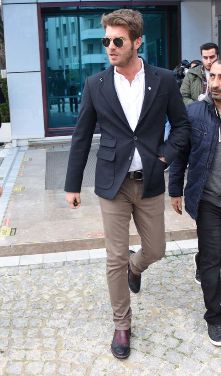 Into the night kıvanç tatlıtuğ. Into The Night Kıvanç Tatlıtuğ - Kivanc Tatlitug Fans On Twitter Kivanctatlitug Kivanctatlitug Kivanc While Leaving The Hospital In The Morning After Accompanied His Brother All Night Long Https T Co Mroembnl3d